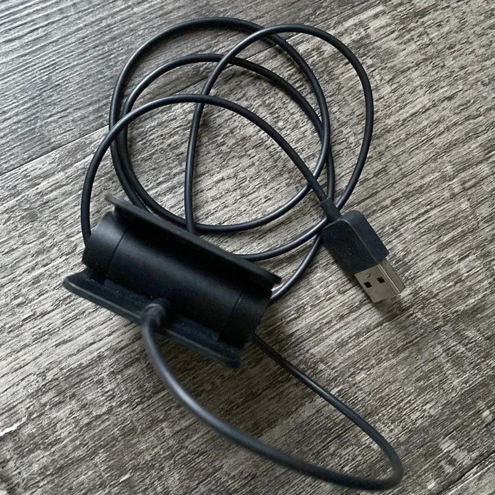 Amazon | Halo Band USB-A Charger First Generation Fitness Travel Charging Black